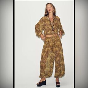 Zara Printed Balloon Pants Medium